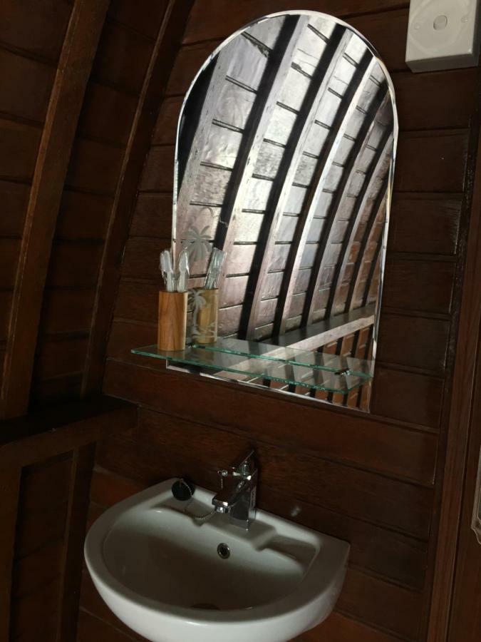 Hôtel Lotus Bungalow à Nusa Penida Extérieur photo